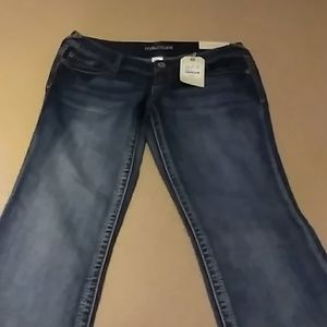 Maurices jeans size 5/6 regular. Bootcut.
